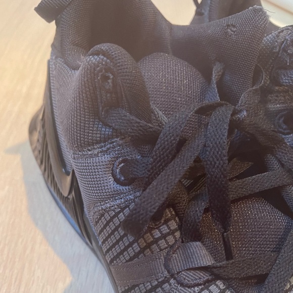 Nike Lebron Witness Vii Basketball Shoe - Picture 4 of 9